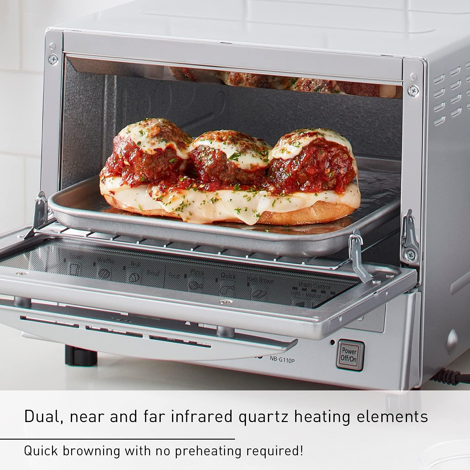 Panasonic FlashXpress Toaster Oven - Interior Detail